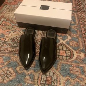 Dolce Vita black patent Stella blk size 7.5 NWT